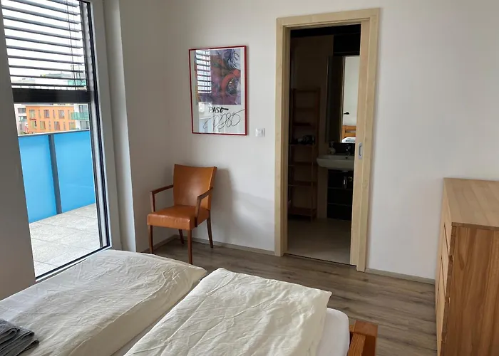 Penthouse Mit Balkon In Zentraler Lage In Apartament Pilzno
